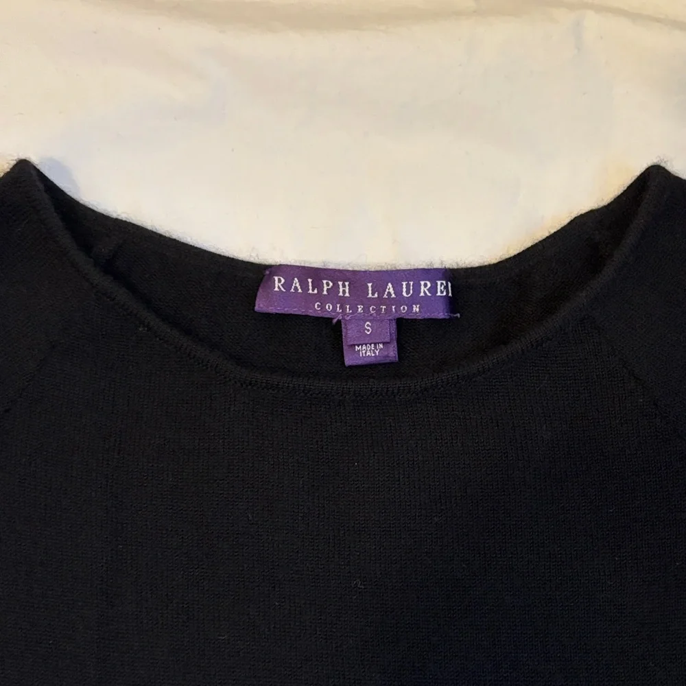 Ralph Lauren Purple Label Black Cashmere Classic Sweater in Small - Picture 2 of 9